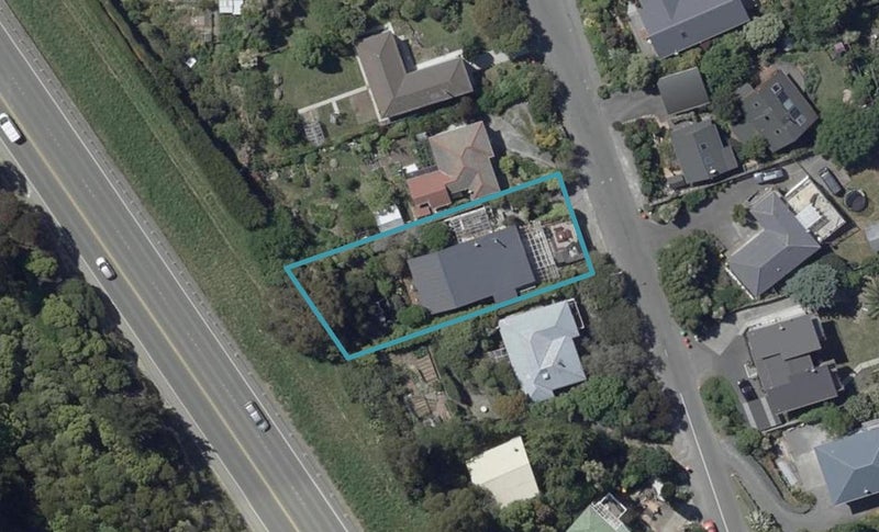 32 Flinders Road, Heathcote Valley, Christchurch - Carousel 1