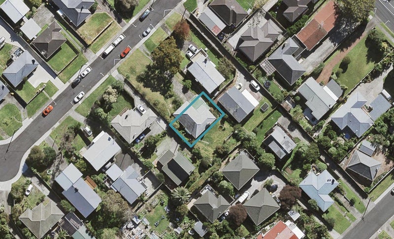6C Raeben Avenue, Hillcrest, Auckland - Carousel 1