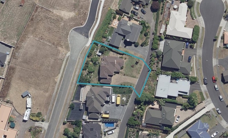 27 Millennium Heights, Flagstaff, Hamilton - Carousel 1