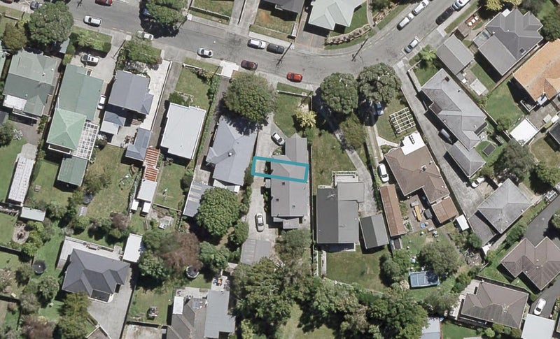 4/7 Ariki Street, Boulcott, Lower Hutt - Carousel 1