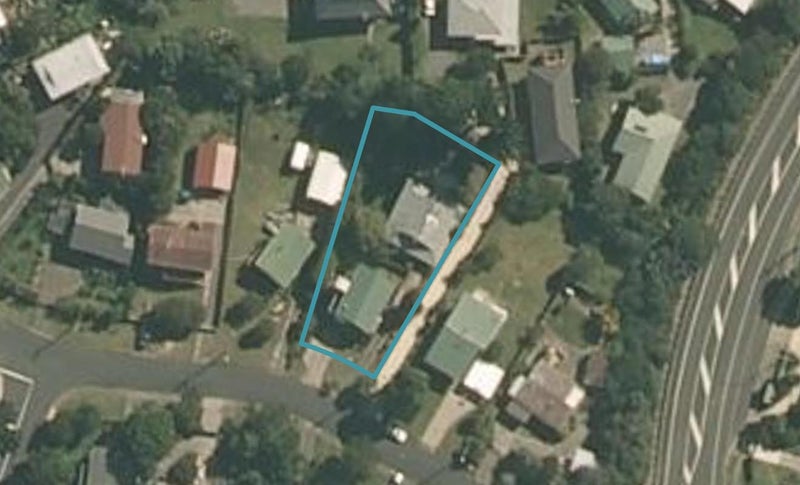 7 Hammond Avenue, Hatfields Beach, Orewa - Carousel 1