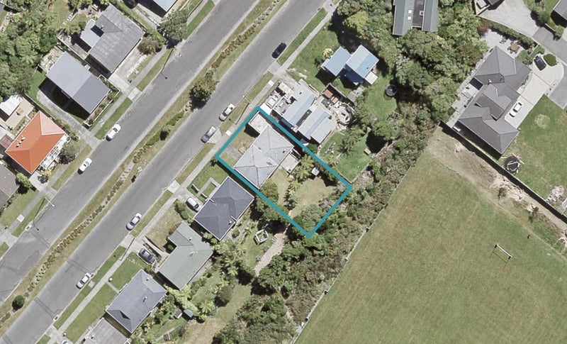 136 Major Drive, Kelson, Lower Hutt - Carousel 1