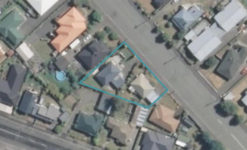 82 Cox Street, Ashburton, Ashburton - Carousel 1