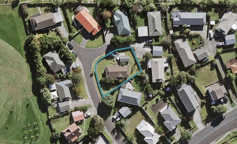 5 Wren Place, Unsworth Heights, Auckland - Carousel 1