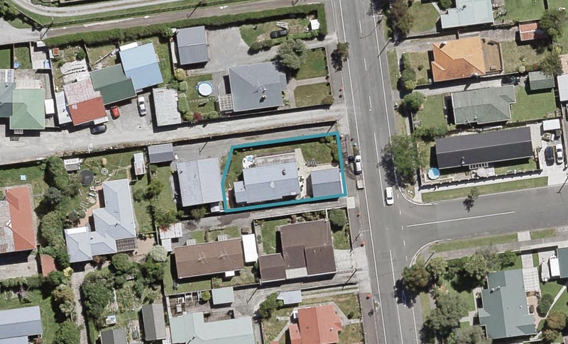 43 Pine Avenue, Ebdentown, Upper Hutt - Carousel 1