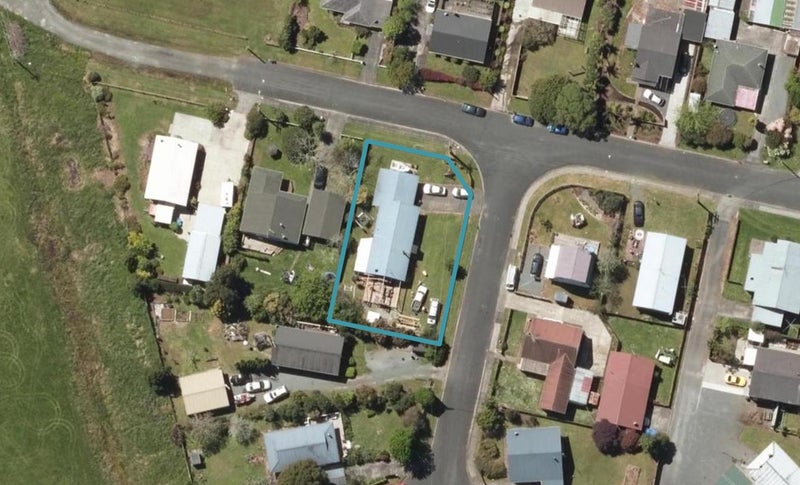 2 Rose Place, Kamo, Whangarei - Carousel 1