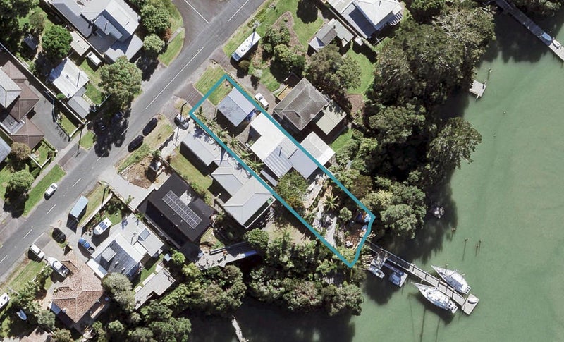 91 Ferry Parade, Herald Island, Auckland - Carousel 1