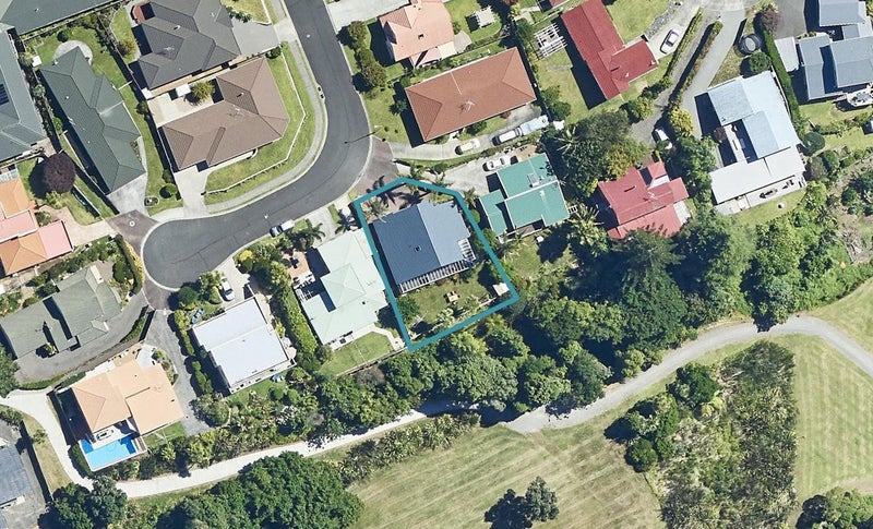 15 Whakaruru Place, Matua, Tauranga - Carousel 1
