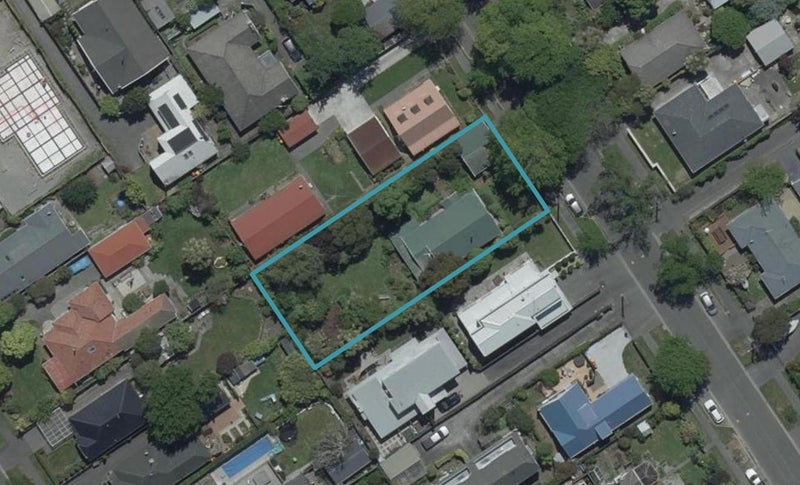 13 Scotston Avenue, St Albans, Christchurch - Carousel 1