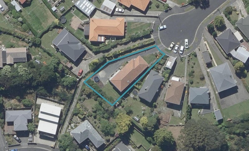 30 Derwent Street, Helensburgh, Dunedin - Carousel 1