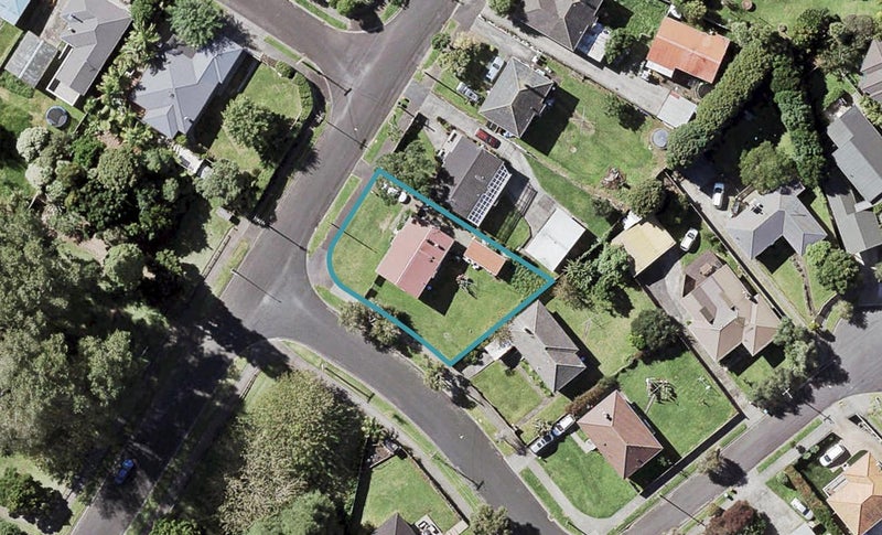 32 Paddington Street, Glen Innes, Auckland - Carousel 1