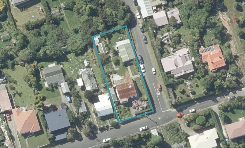 45 Kauri Street, Ravensbourne, Dunedin - Carousel 1
