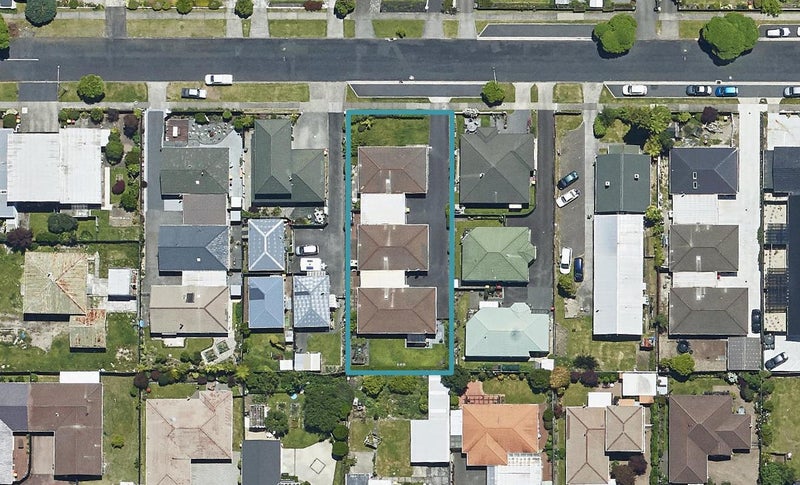 12C Grey Street, Glenholme, Rotorua - Carousel 1