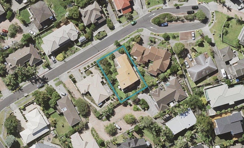 15 Manu Place, Pinehill, Auckland - Carousel 1