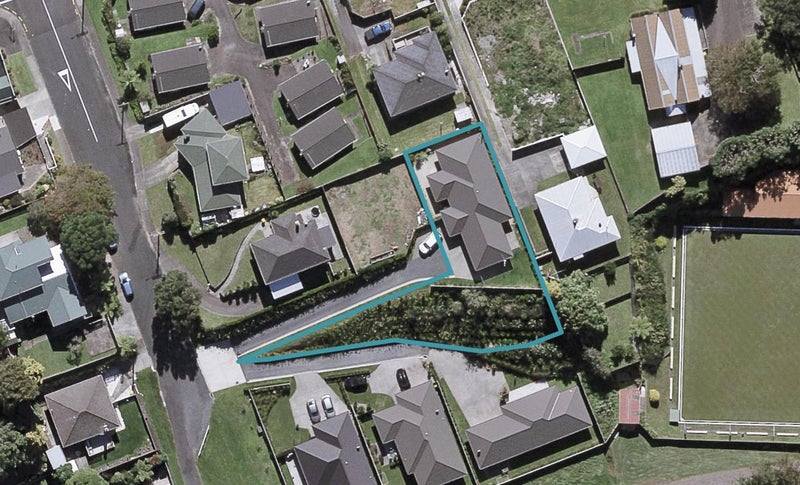 21 Rainsford Street, Moturoa, New Plymouth - Carousel 1