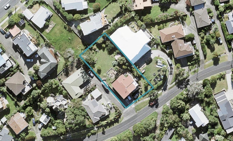 56 Hebron Road, Waiake, Auckland - Carousel 1