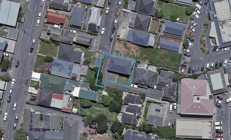 21E Millward Street, Newtown, Wellington - Carousel 1