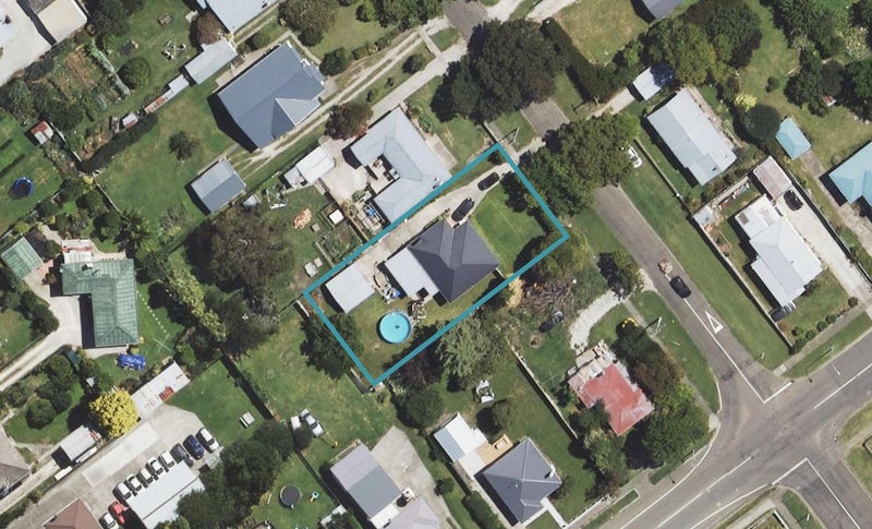 27 Owen Road, Inner Kaiti, Gisborne - Carousel 1