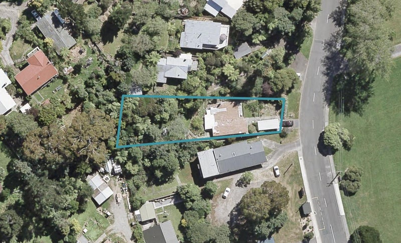 50 Pinehaven Road, Pinehaven, Upper Hutt - Carousel 1