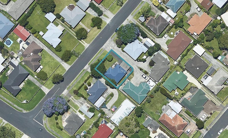 20A Lisbon Street, Greerton, Tauranga - Carousel 1