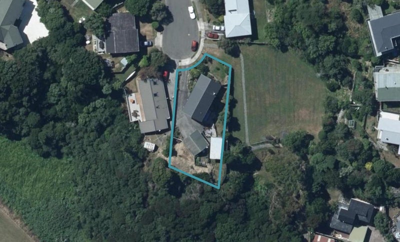 29 Annan Grove, Papakowhai, Porirua - Carousel 1