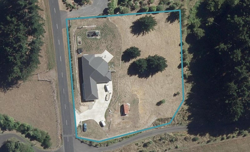 60 Cemetery Road, Whatawhata, Hamilton - Carousel 1