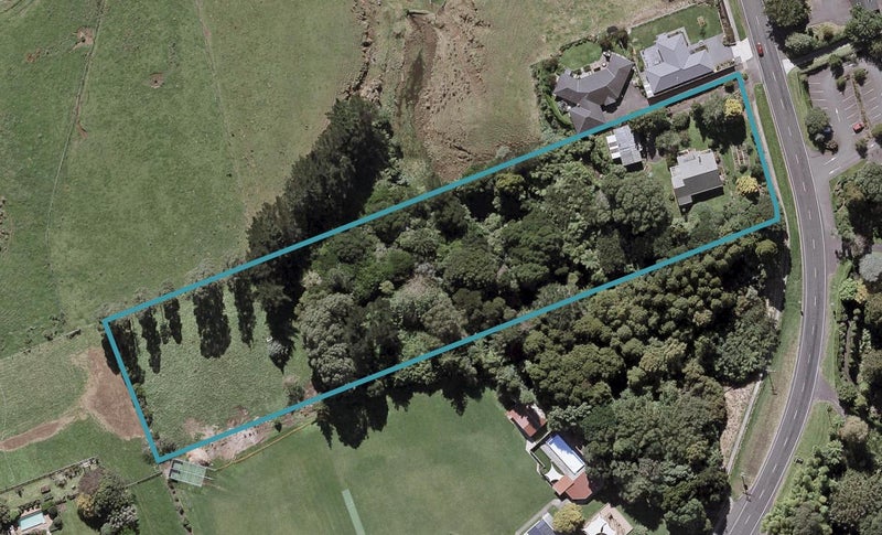 480 Mangorei Road, Highlands Park, New Plymouth - Carousel 1