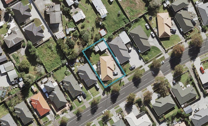22 Gadsby Road, Favona, Auckland - Carousel 1