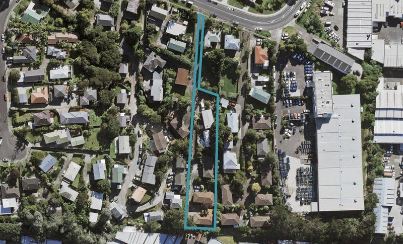 1/17 View Road, Glenfield, Auckland - Carousel 1