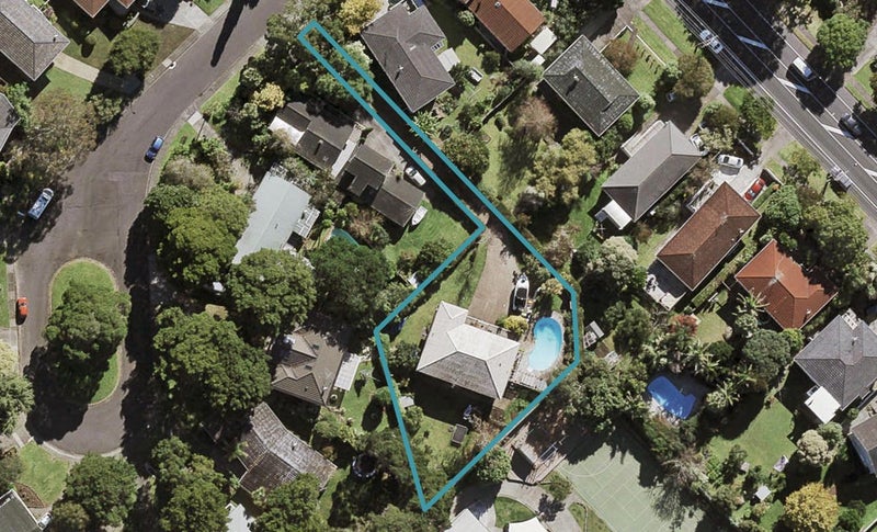 6 Tudward Glade, Hillcrest, Auckland - Carousel 1