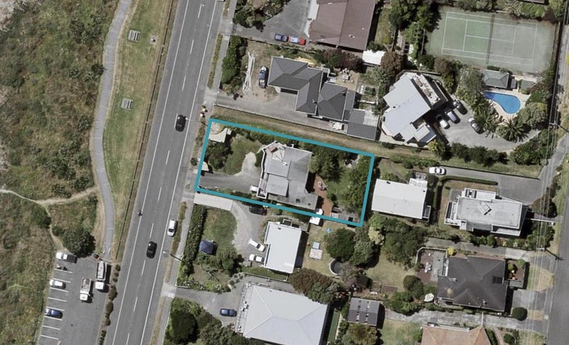 66 Marine Parade, Paraparaumu Beach, Paraparaumu - Carousel 1