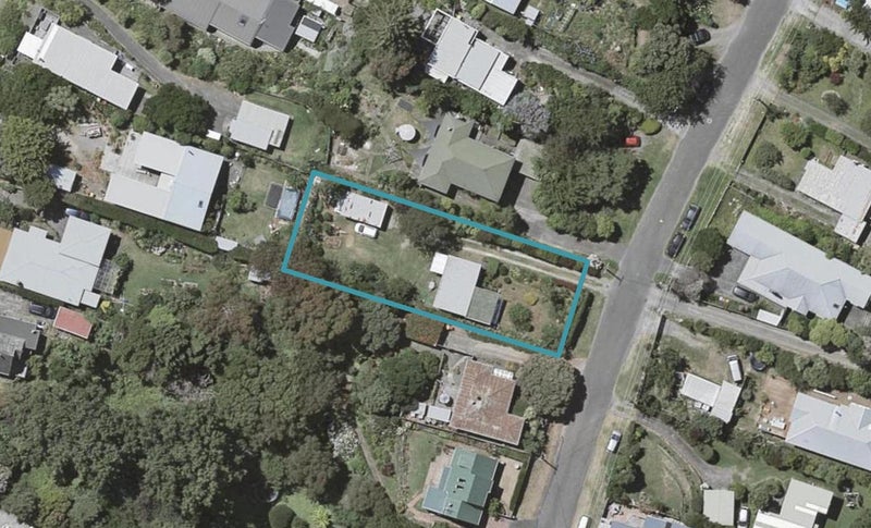 40 Dale Road, Raumati South, Paraparaumu - Carousel 1