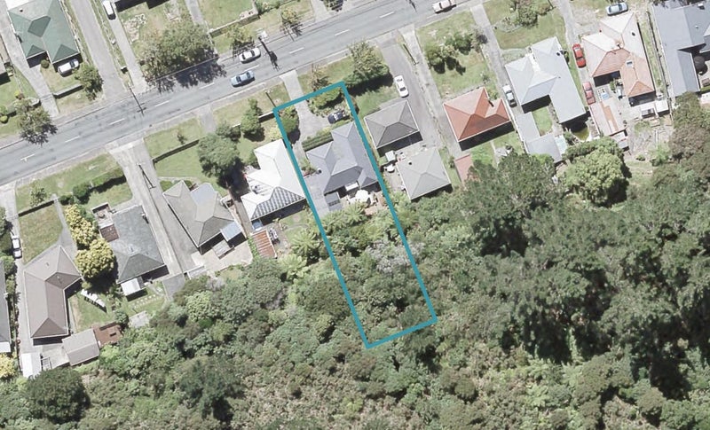 82 Hine Road, Wainuiomata, Lower Hutt - Carousel 1