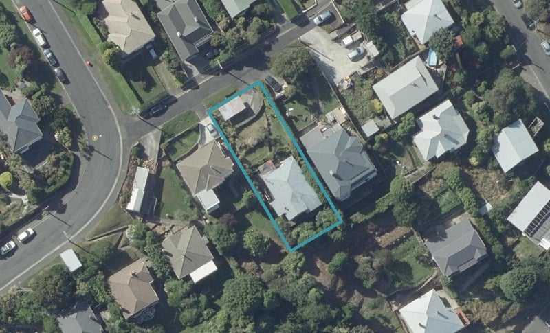 15 Dacre Court, Clyde Hill, Dunedin - Carousel 1
