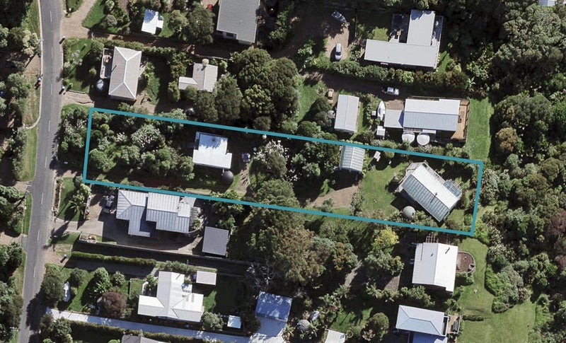 478 Sea View Road, Onetangi, Waiheke Island - Carousel 1