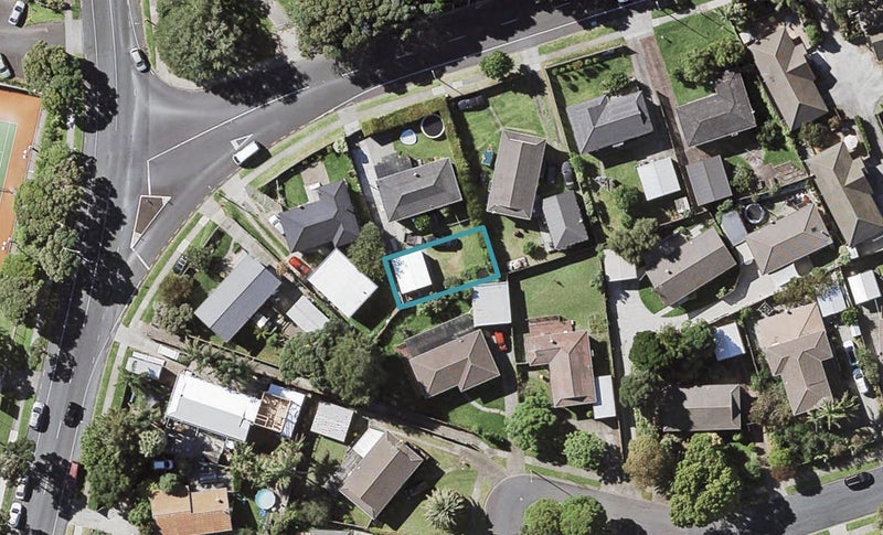 205D Gills Road, Half Moon Bay, Auckland - Carousel 1
