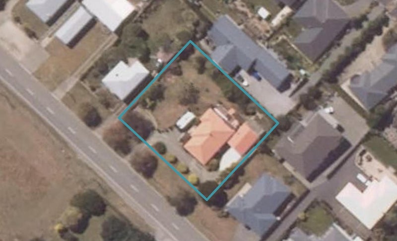 9 Weston Road, Holmes Hill, Oamaru - Carousel 1