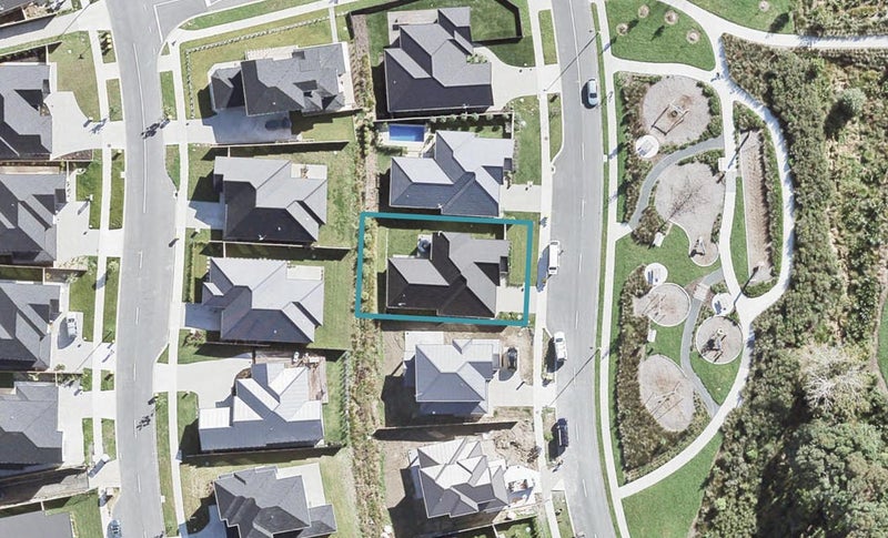 214 Harris Drive, Silverdale, Silverdale - Carousel 1