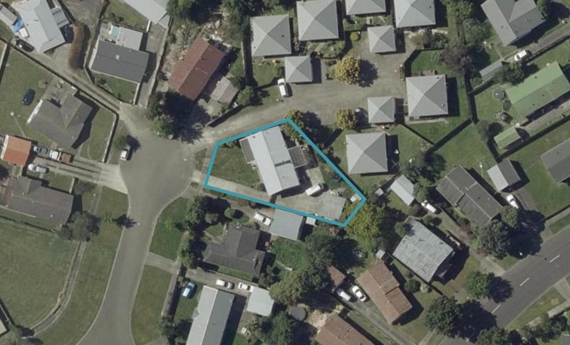10 Chelmarsh Place, Highbury, Palmerston North - Carousel 1