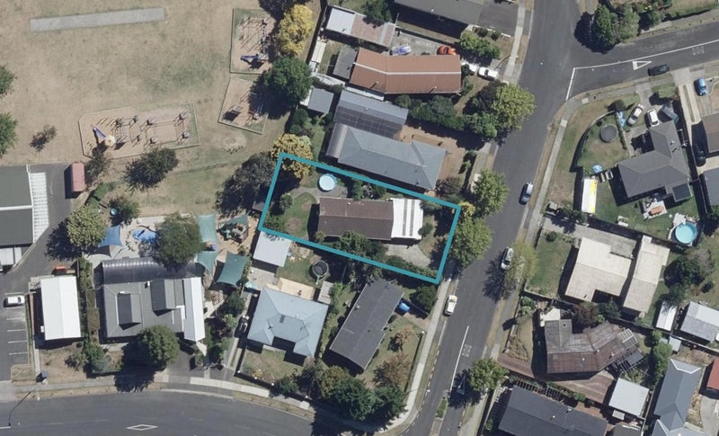 28 Michael Avenue, Dinsdale, Hamilton - Carousel 1