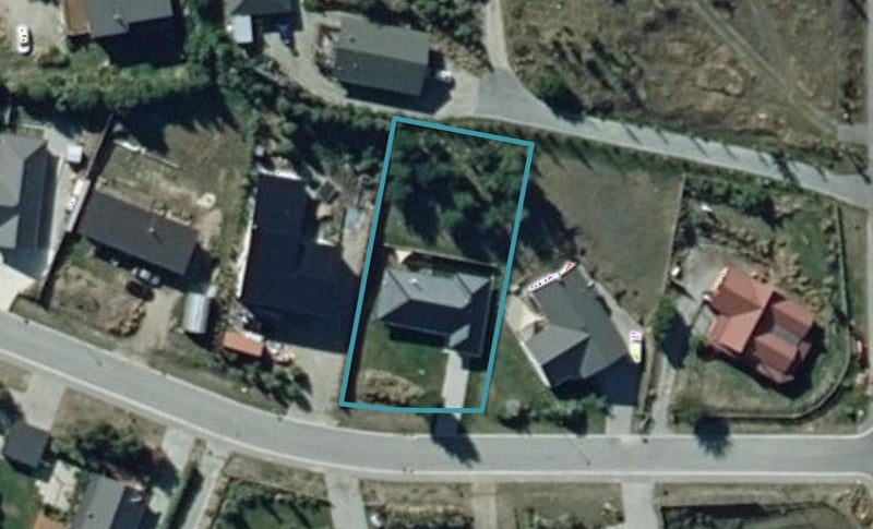 10 Charles Court, Lake Hāwea - Carousel 1