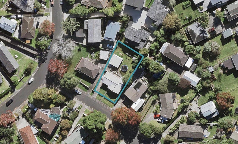4 Taynith Place, Glenfield, Auckland - Carousel 1