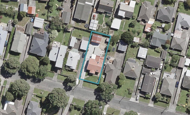 19 Thornycroft Avenue, Epuni, Lower Hutt - Carousel 1