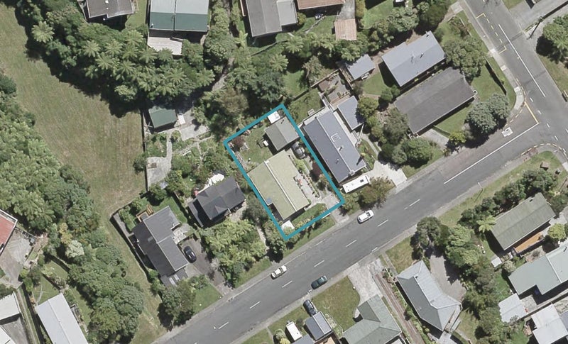6 Redvers Drive, Belmont, Lower Hutt - Carousel 1