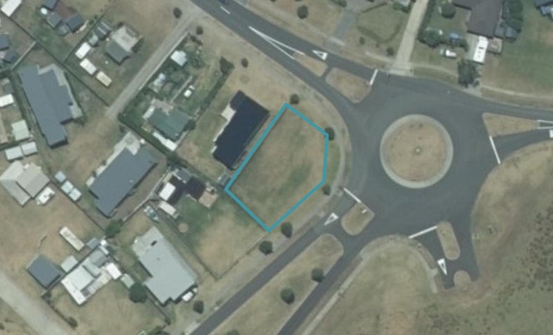 347 Harbour Drive East, Matarangi, Whitianga - Carousel 1