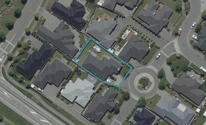 10 Bernice Crescent, Yaldhurst, Christchurch - Carousel 1