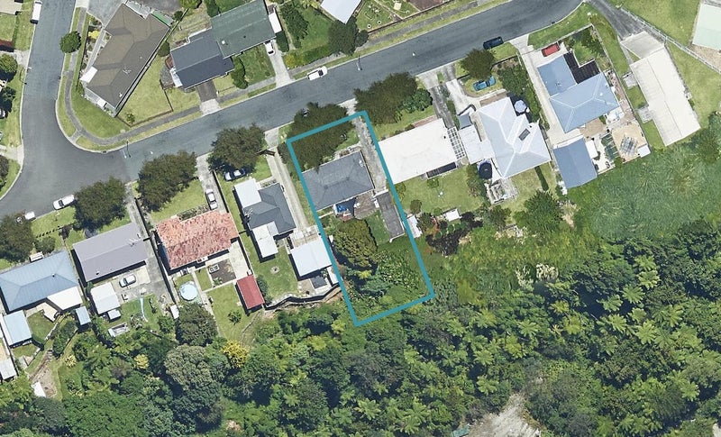 10 Slade Street, Greerton, Tauranga - Carousel 1