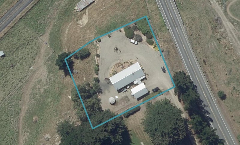 7 Centre Road, Allanton, Mosgiel - Carousel 1