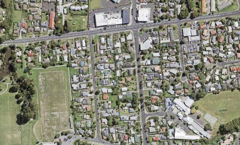 1/5 Ranui Station Road, Ranui, Auckland - Carousel 1