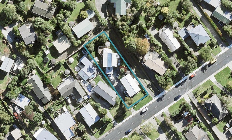 37A Brian Crescent, Stanmore Bay, Whangaparaoa - Carousel 1
